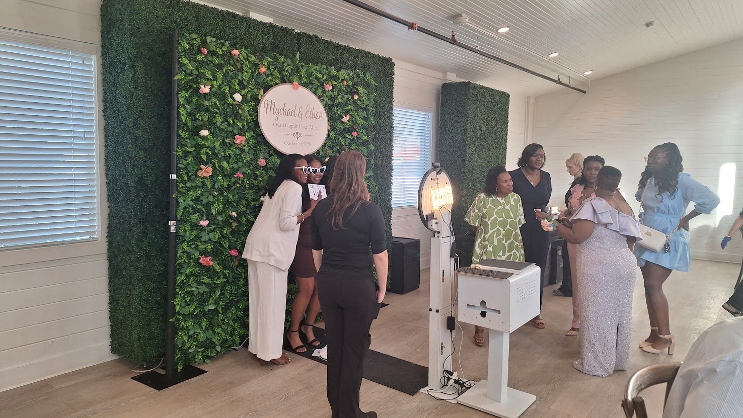 Photo Booths of Dallas at Cinnamon Barn in Princeton, Texas — photo 2