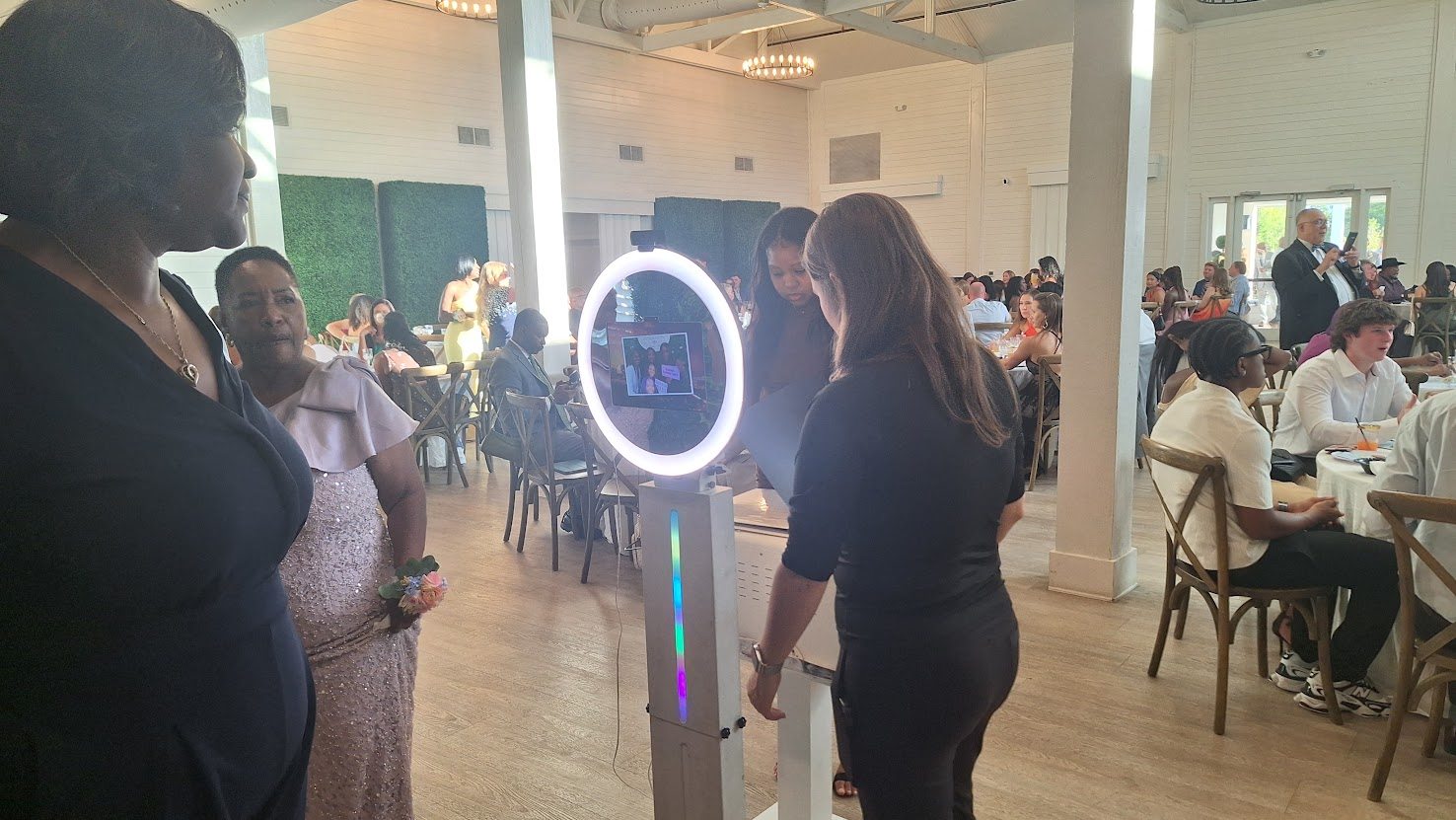 Photo Booths of Dallas at Cinnamon Barn in Princeton, Texas — photo 1